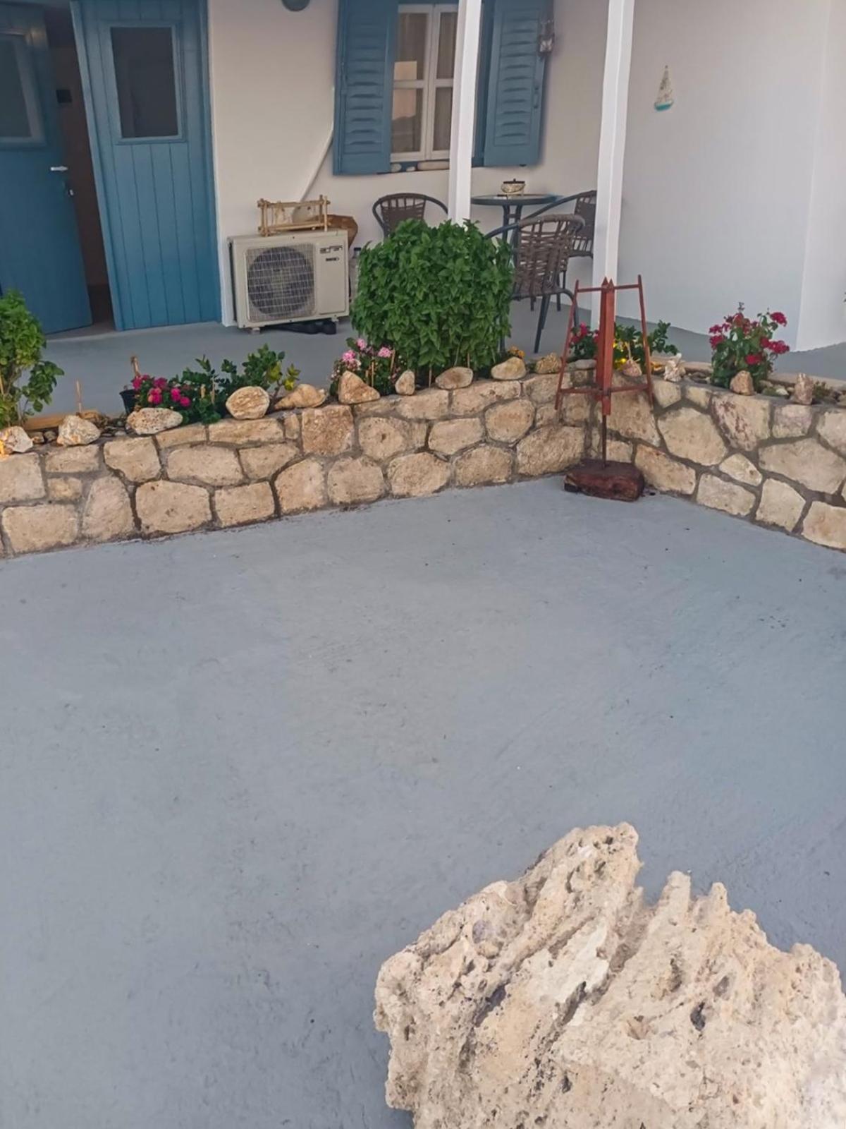 Seaside Residence Kiki Prassa,Кимолос Экстерьер фото